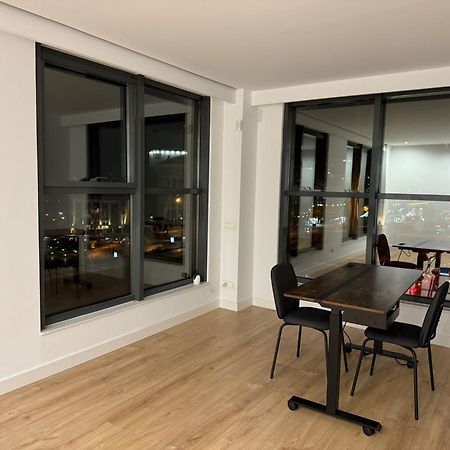 To Room Madrid Castellana Exterior foto